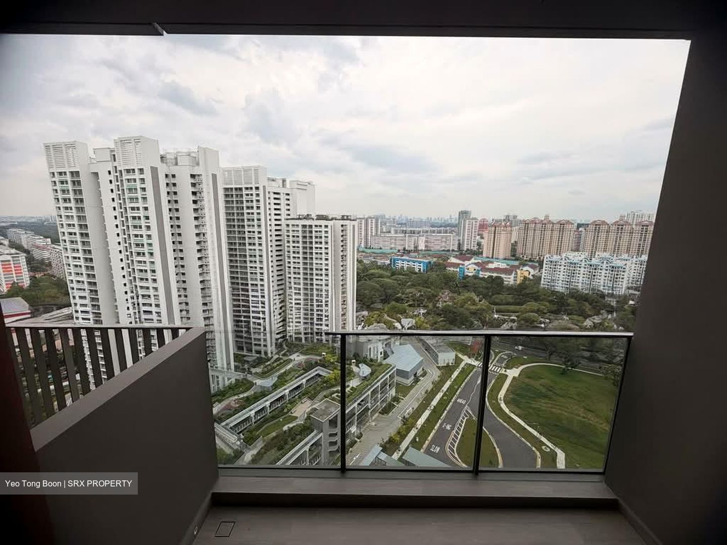 Amo Residence (D20), Apartment #533179091